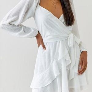 Francesca's Collections Elegant White Long Sleeve Dress